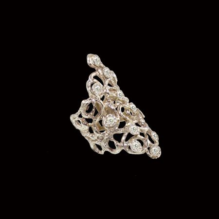 germano-gioielli-luxury-anello-infinity-lungo-diamanti-2